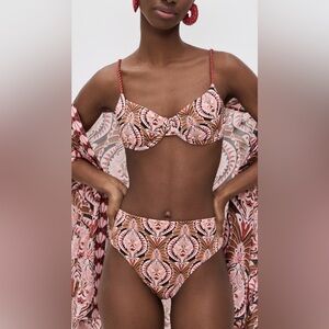 FARM RIO Pineapple Jewelry Under Wire Bikini Top